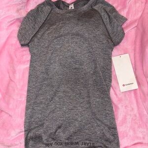 Lululemon shirt